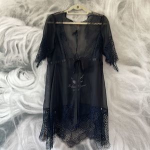 FOR LOVE & LEMONS LACE VANITY ROBE Black Lace